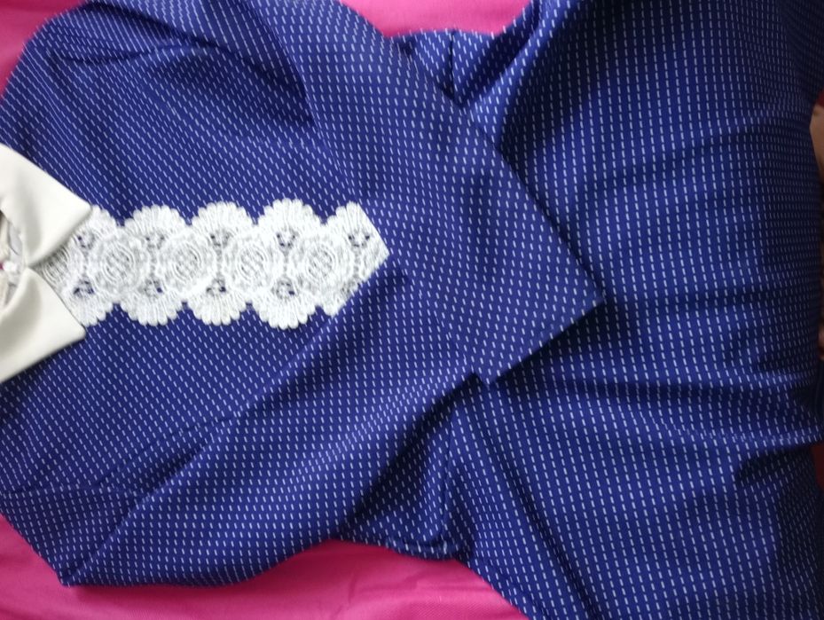 Сукня до школи обміняю на парфуми