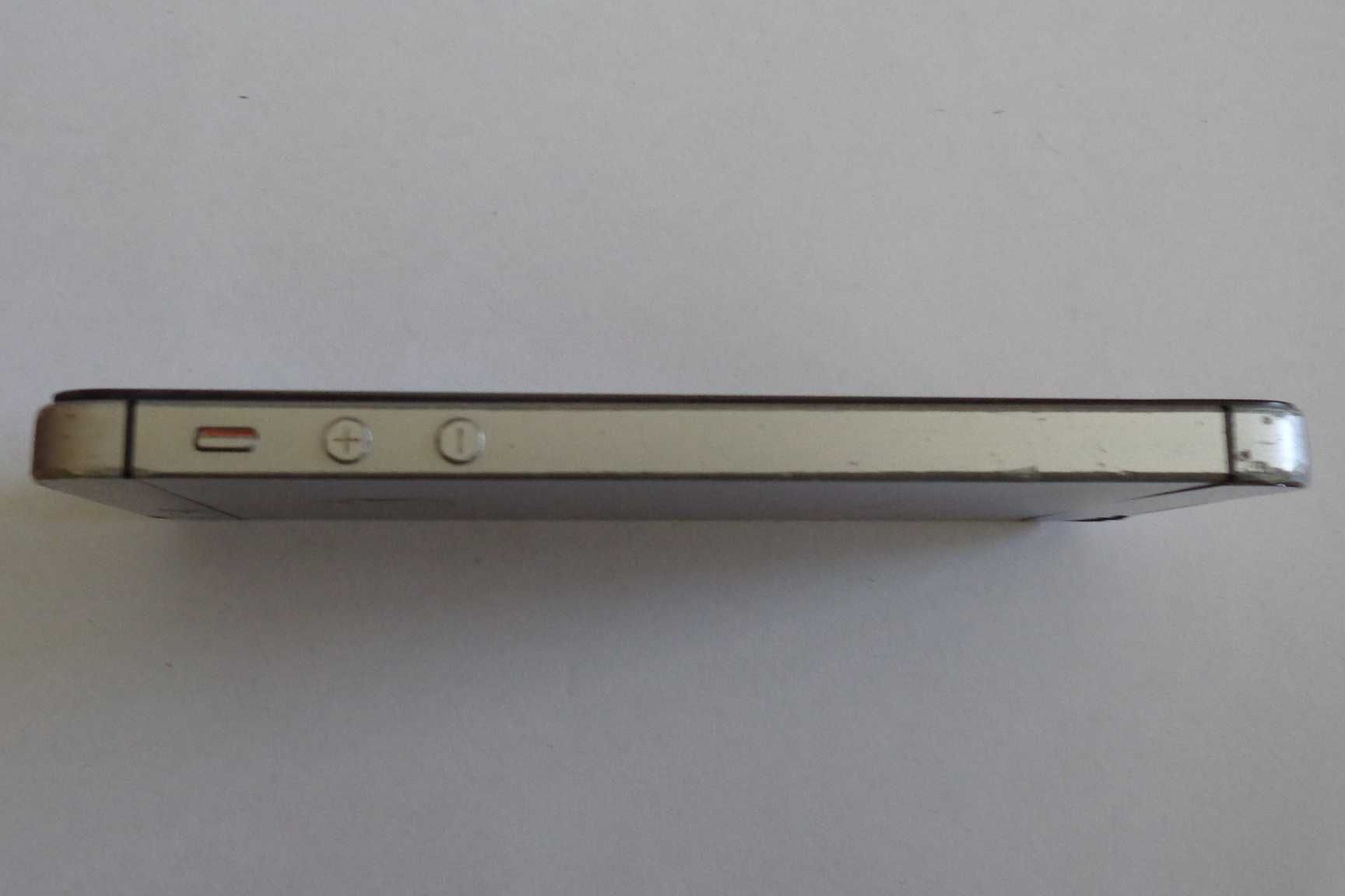 iPhone “SE” bateria não carrega