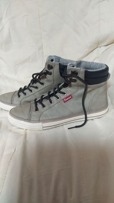 Nowe trampki za kostkę Firmy Venice rizm39