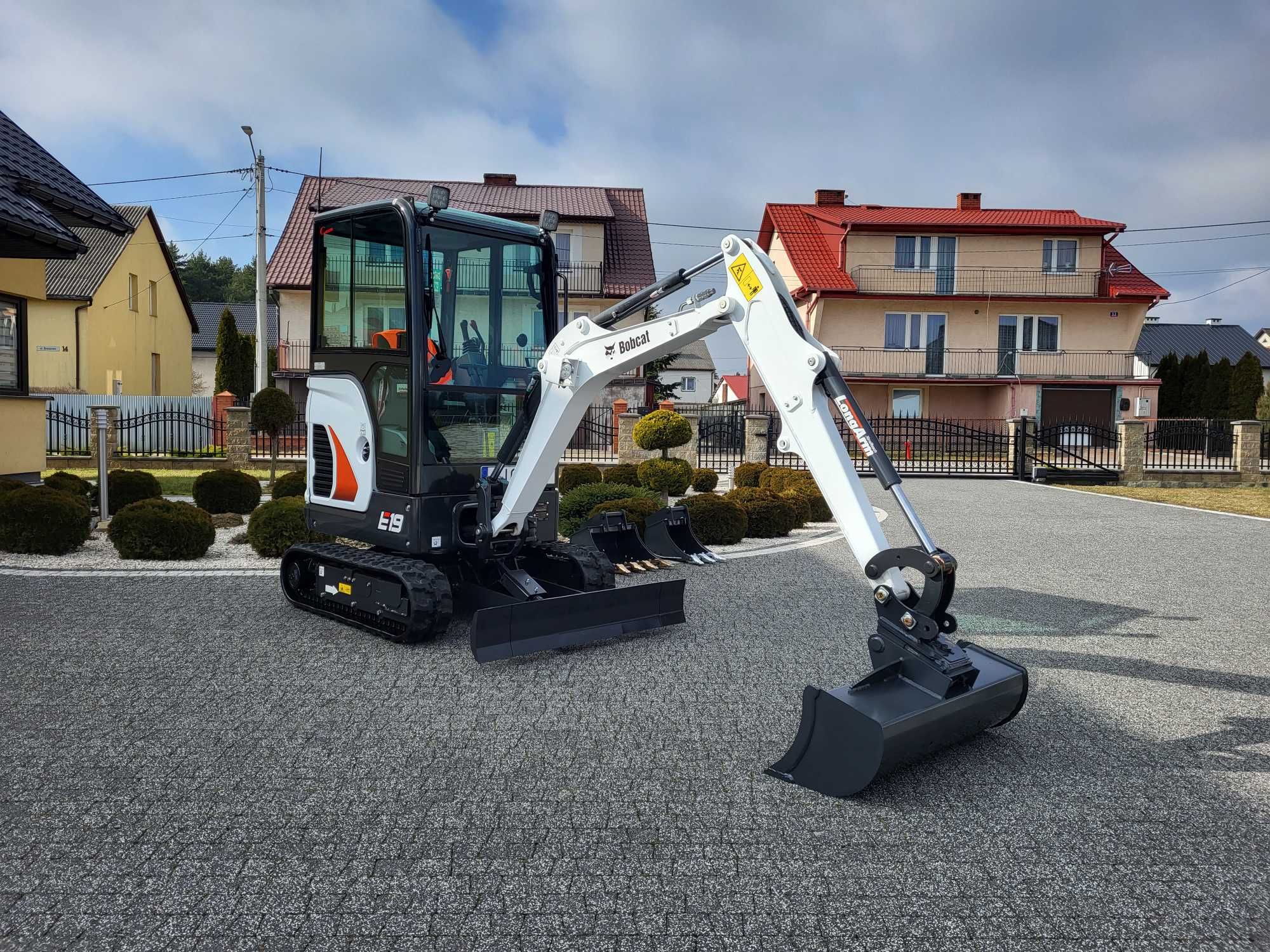 Wynajem minikoparka minikoparki koparka Bobcat