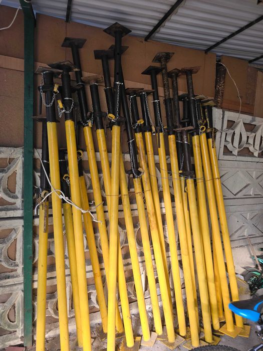 Stemple Stęple Sztyce Budowlane Podpory Stropowe Metalowe Regulowane