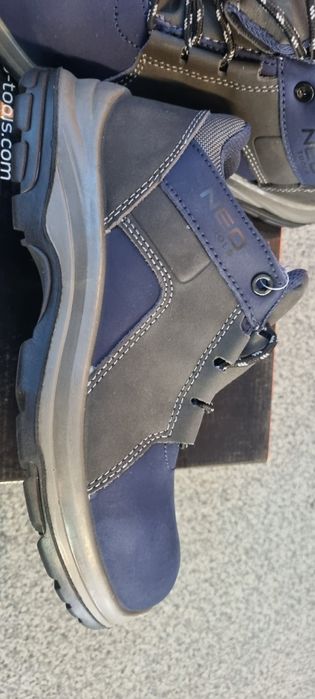 Męskie trekkinIgi (również jako robocze) NEO r.39