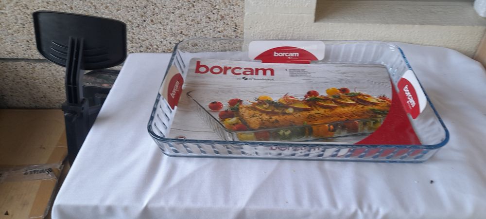 Vendo 4 assadeiras de pirex