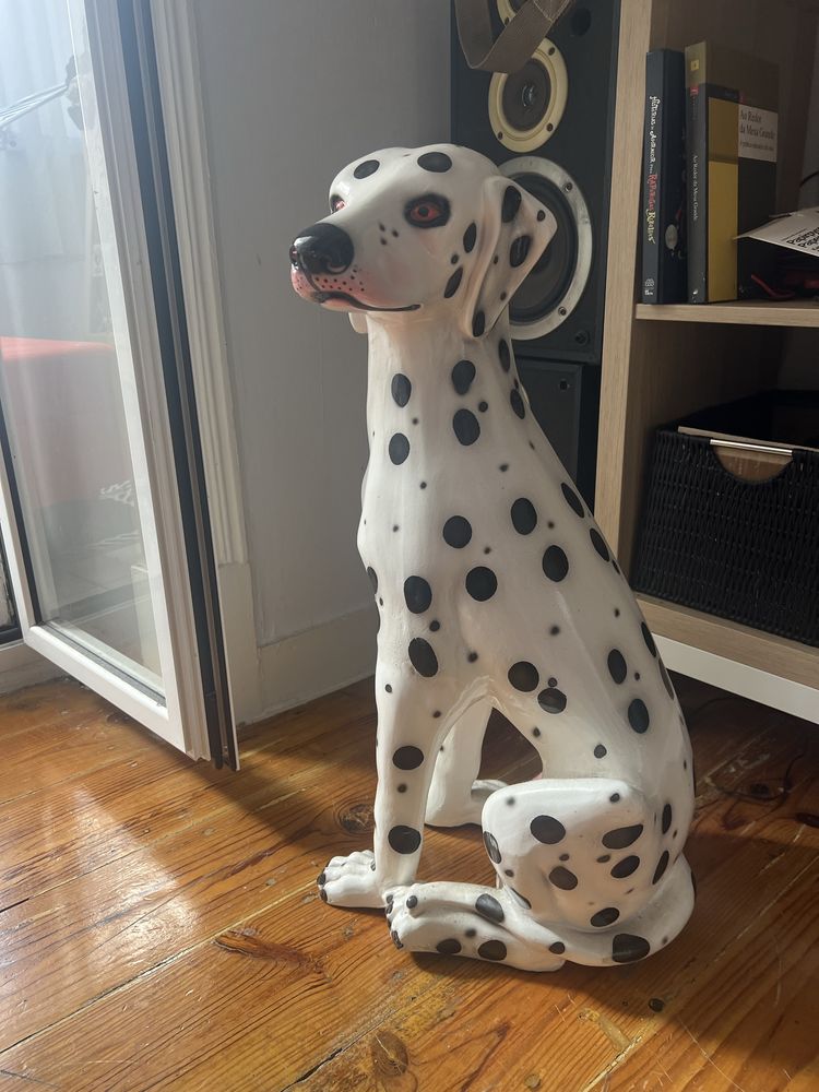 Cão de Louça, como novo. Nao tenho espaço onde colocar. Muito bom mesm