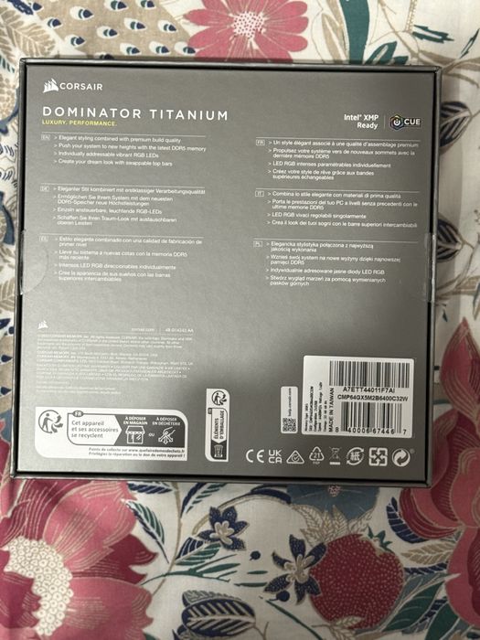 RAM Corsair DOMINATOR® Titanium RGB 64GB (2×32GB) DDR5 6400MT/s CL32