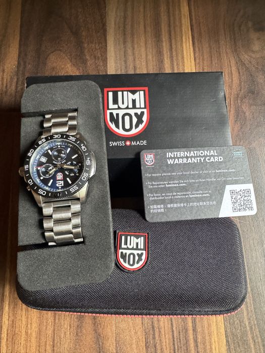 Продам часи  hazard 4 , luminox XS 3144