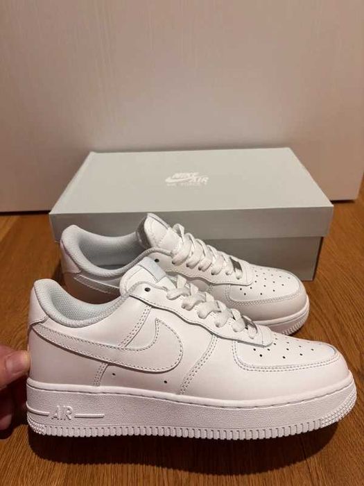 Biały Buty Nike_Air_Force_1_Low Trampki. Roz.44