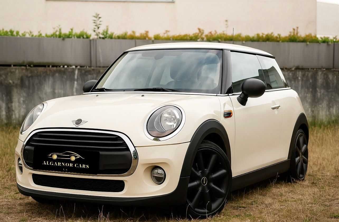 MINI COOPER BEGE