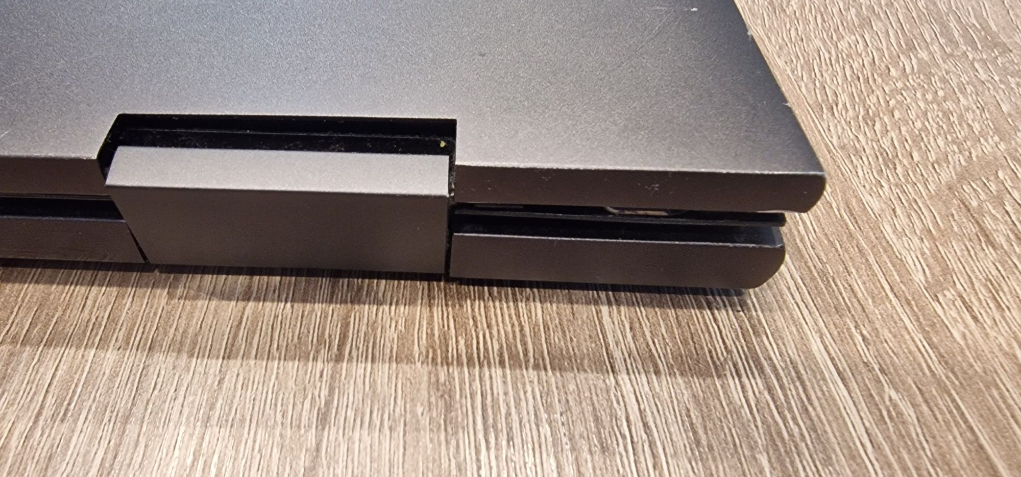 Laptop hp envy 360 uszkodzony