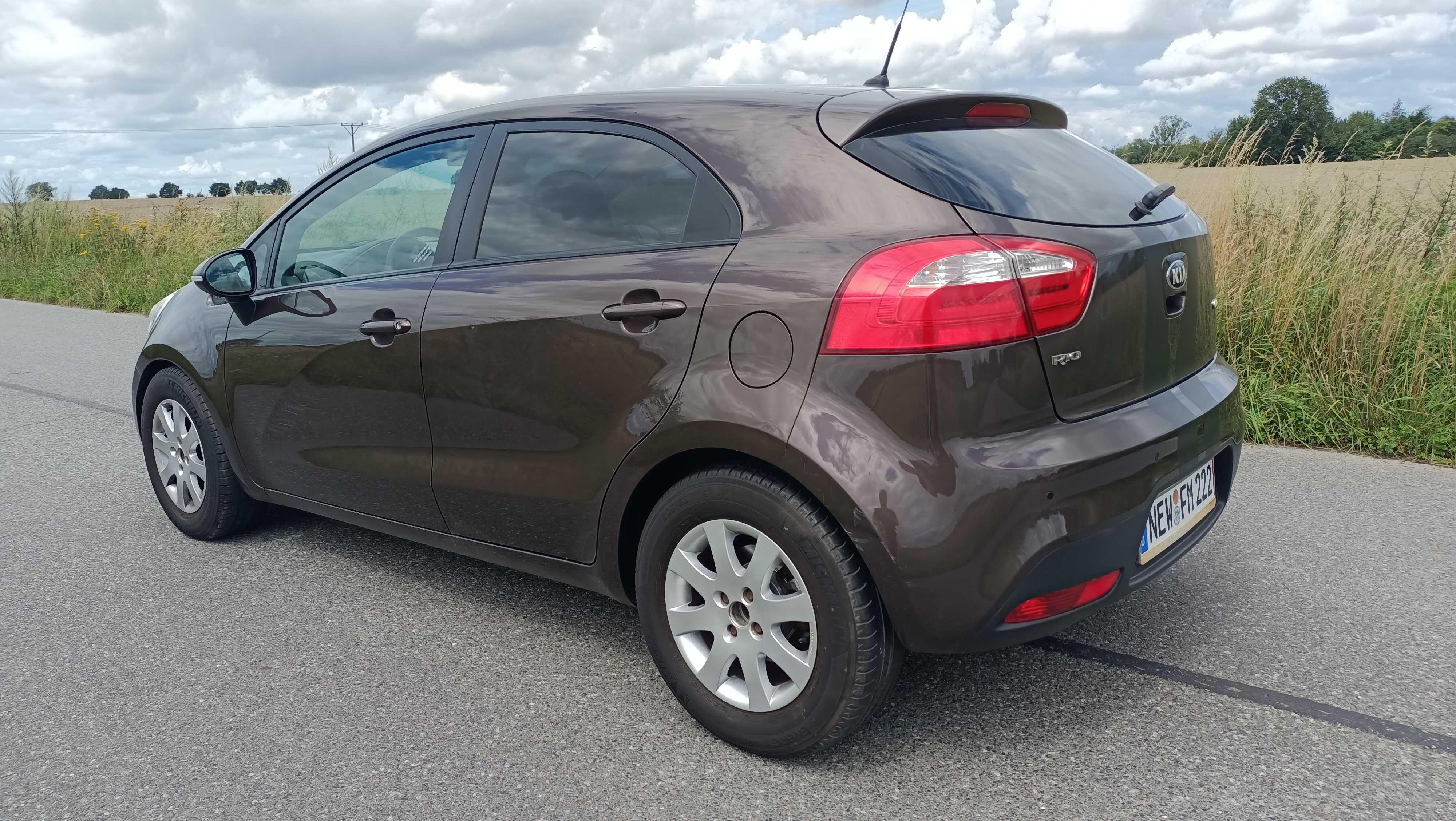 Kia Rio 1.4 benz. 109KM 5drzwi Klima Elektryka LED Alu Bezwypadek