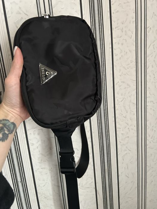 Guess Нейлонова сумка  на пояс бананка