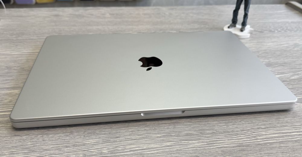 MacBook Pro 16 / M1 Max / RAM 32 / SSD 1 TB / 2021 / Silver