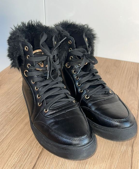 BALADA sneakersy botki kozaki czarne r. 39 wkładka 24,5 super stan