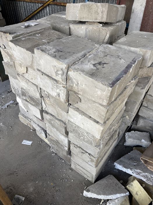 Bloczki fundamentowe oddam