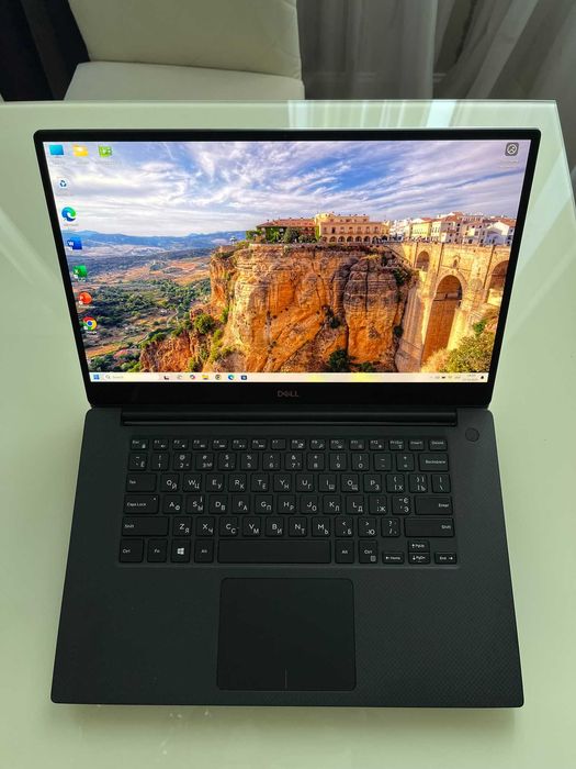 DELL XPS 15 7590 4k OLED | i7 | GTX 1650 4GB | 32Gb | 2Tb SSD Ідеал