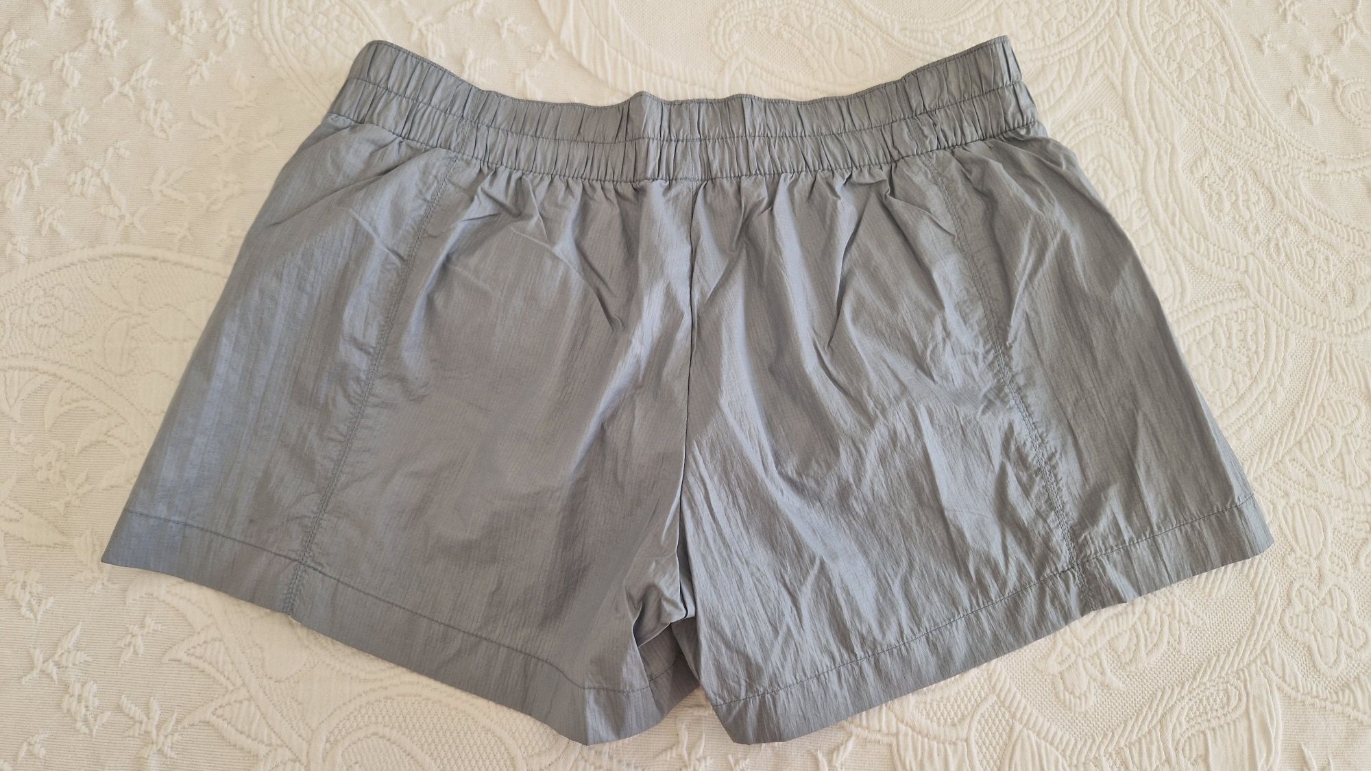 Calções Gap, body fit, cinza, tamanho S