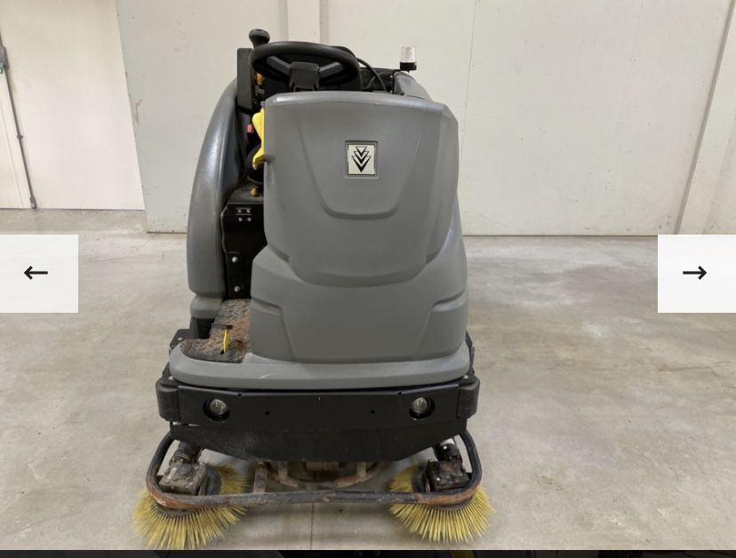 Zamiatarka KARCHER Professional 120 BR250 myjka szorowarka kostka