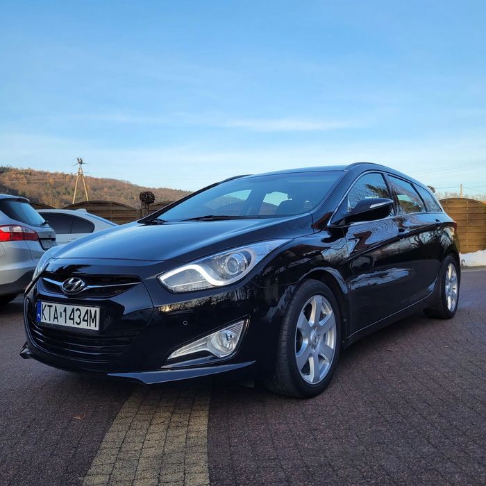 Hyundai i40 Ledy /G fotele/ 17 alu cali/ P i T czujniki