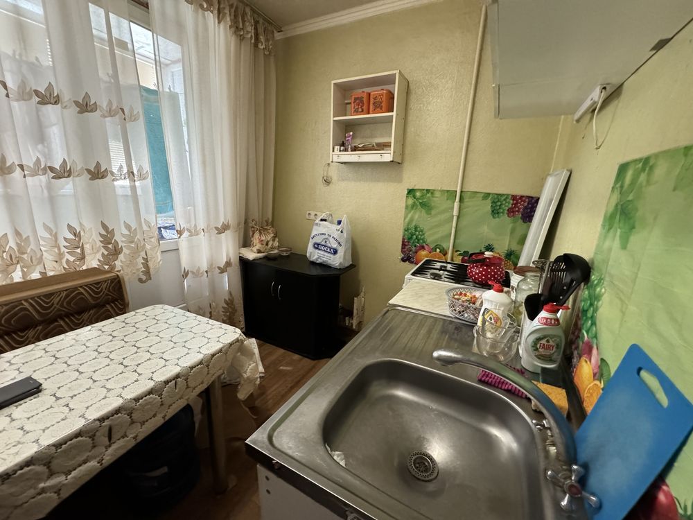 Продам 1 комнатную квартиру Новгородская Научная