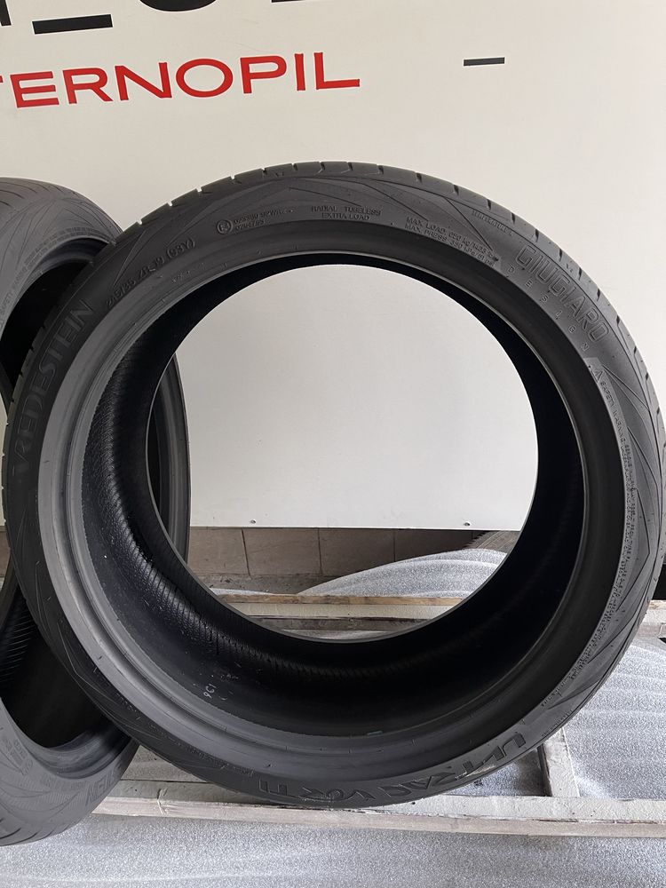 Шини R19 245/35 Vredestein Ultrac Vorti 2020p 6mm. Літо