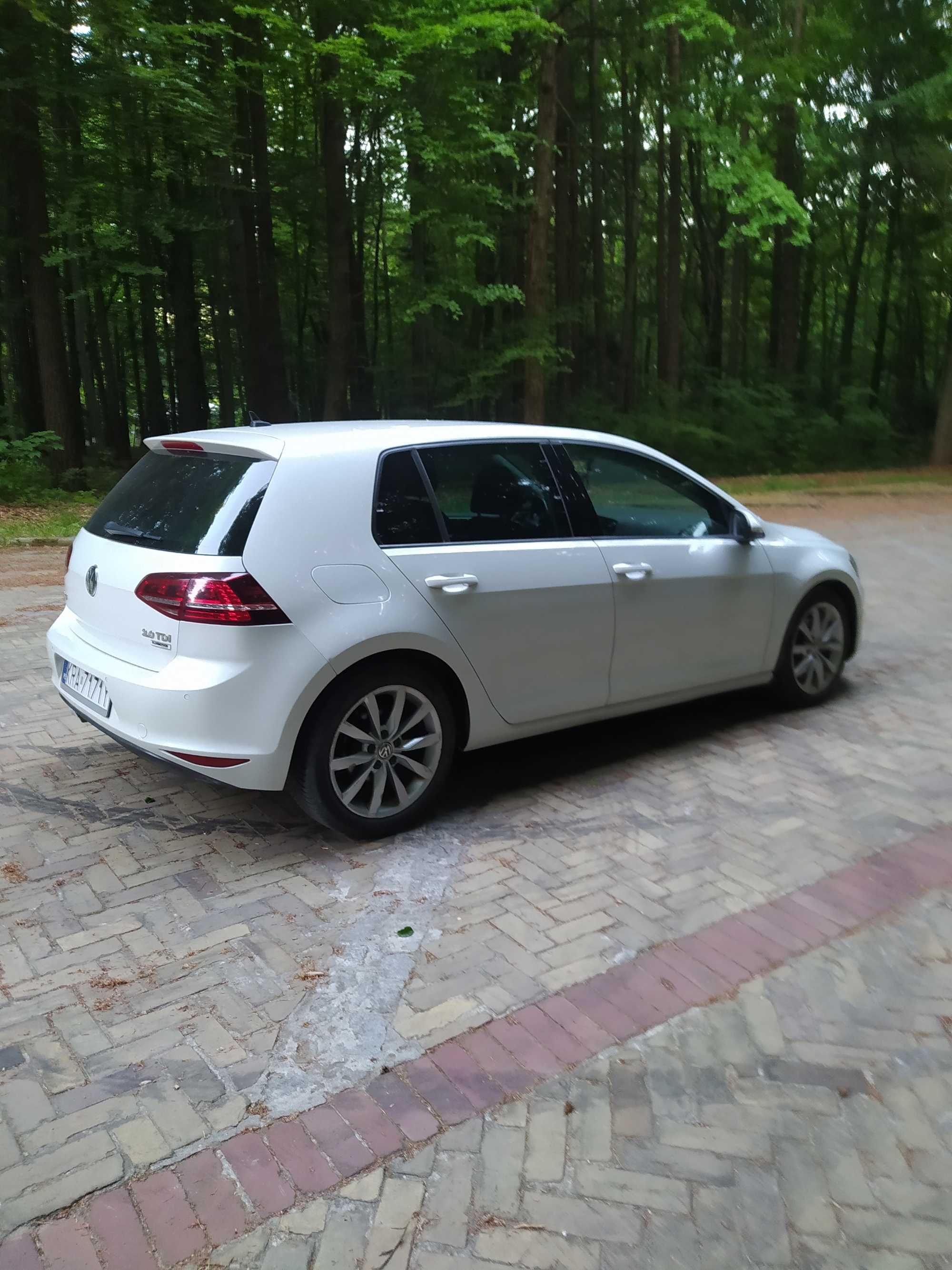 volkswagen golf VII 2.0 TDI 150 PS.  radar, kamera cofania, navi, led.