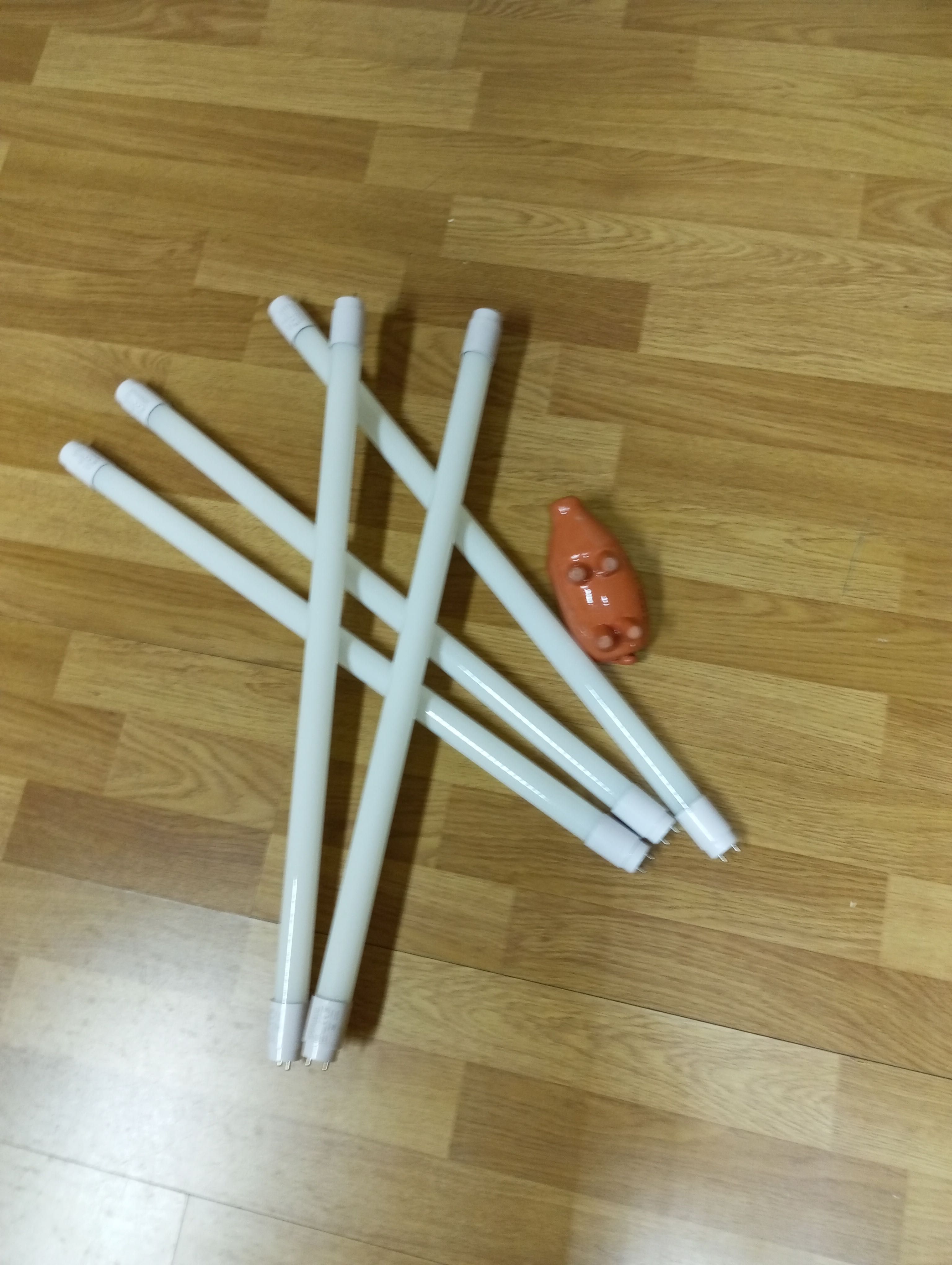 Tenho Para Lâmpadas LED de 60Cm