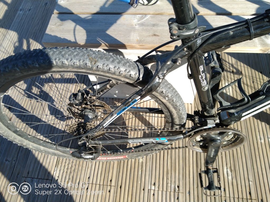 Bicicleta de BTT