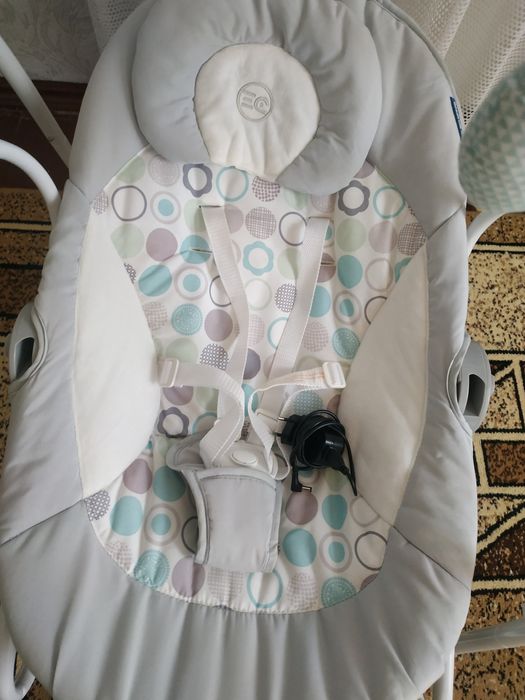 Гойдалка Шезлонг заколисувальний центр