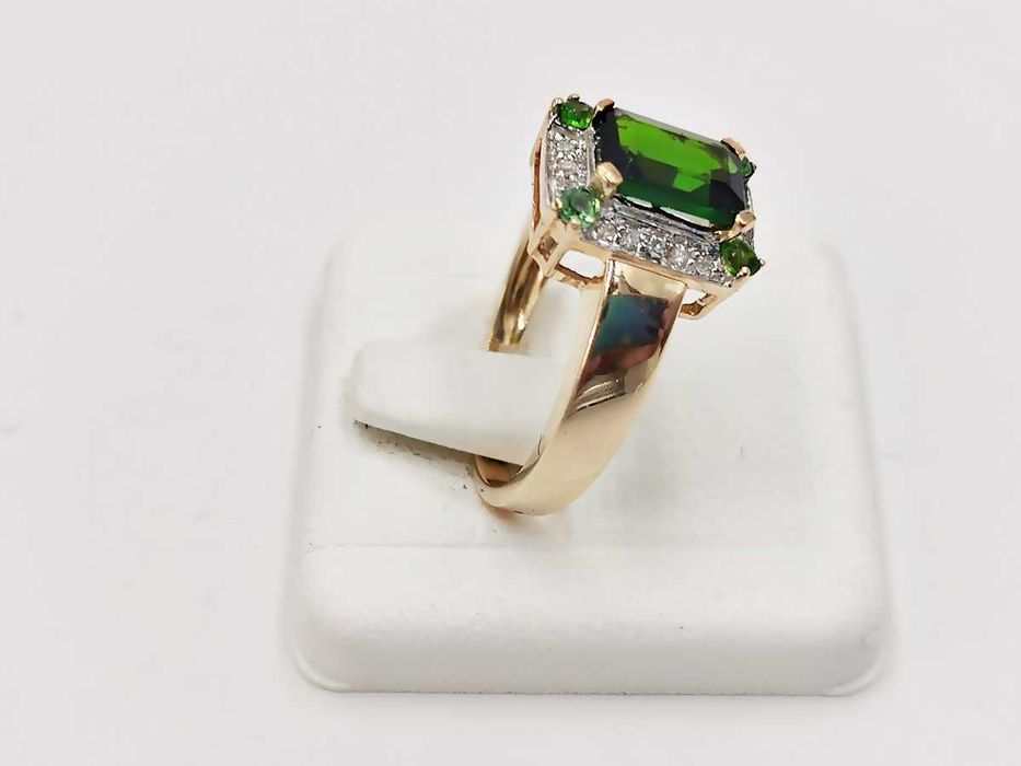pierścionek złoto diamenty diopsydy 3,78 g certyfikat G.796