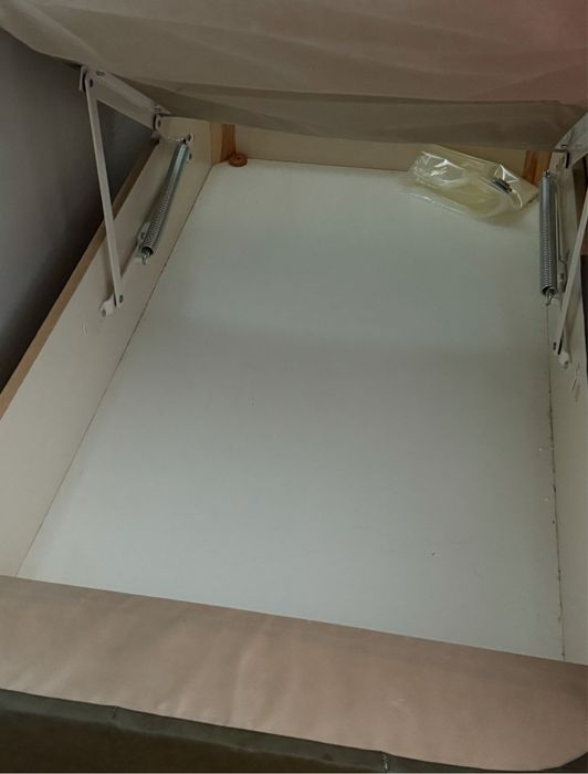 Kanapa narożna / Rogówka, skórzana, z opcją spania.