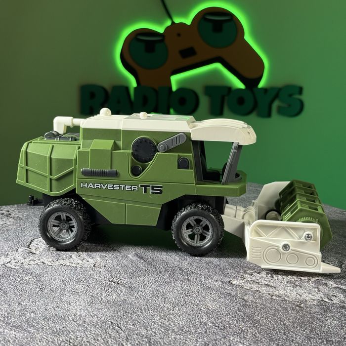 Комбайн на пульті управління “Житомир”. Комбайн на радіокеруванні