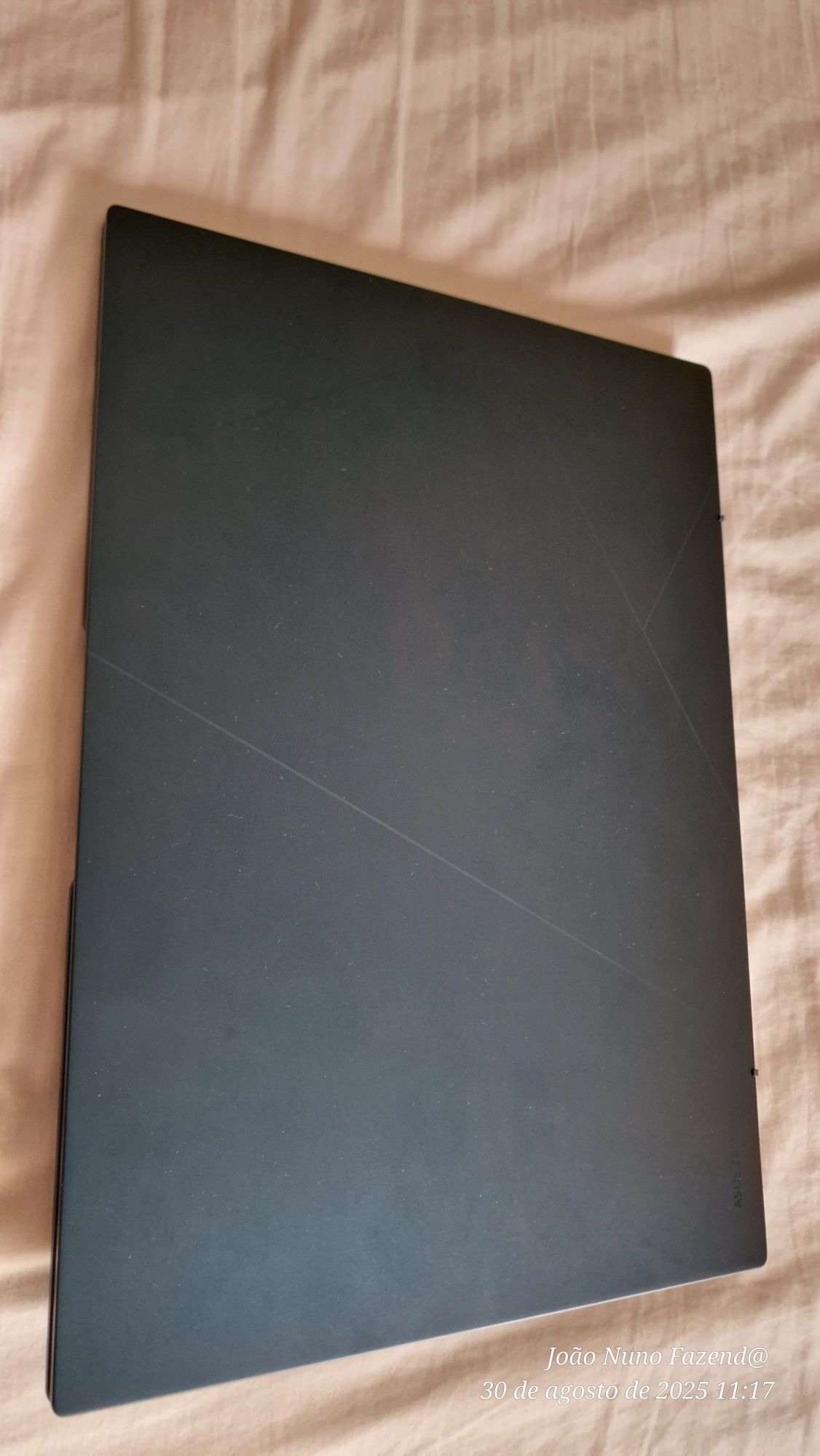 Portátil Asus zenbook