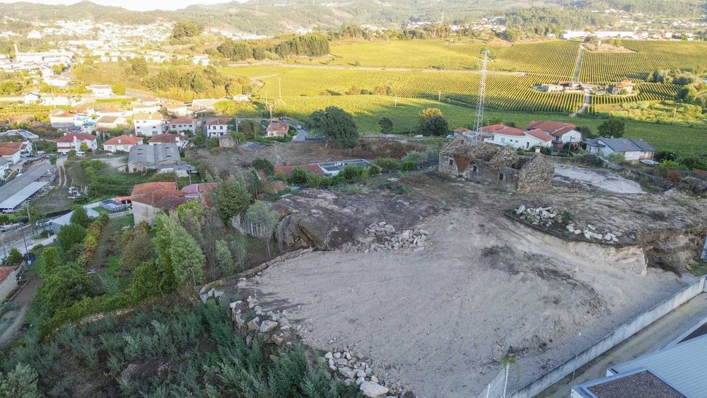 Terreno urbano para construção