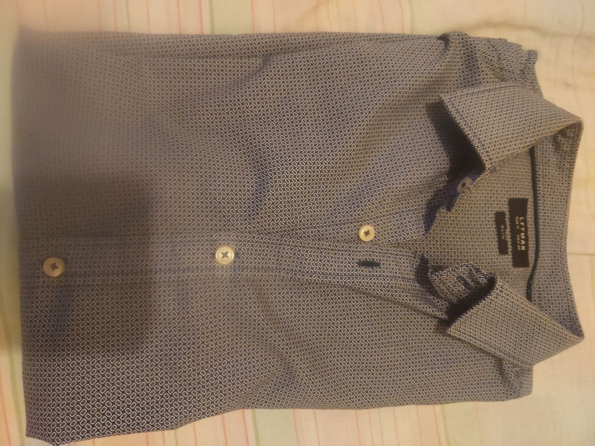 Camisa azul lefties