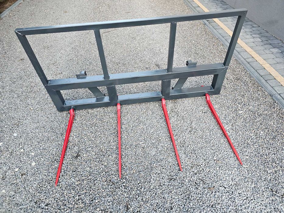 Ramka chwytak do bel, na dwie bele widły podnośnik do słomy 4 kły NOWE