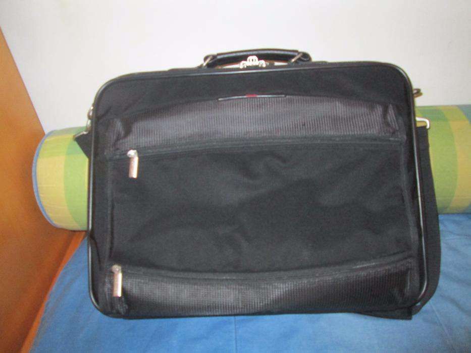 Toshiba computer bag64585814006275120