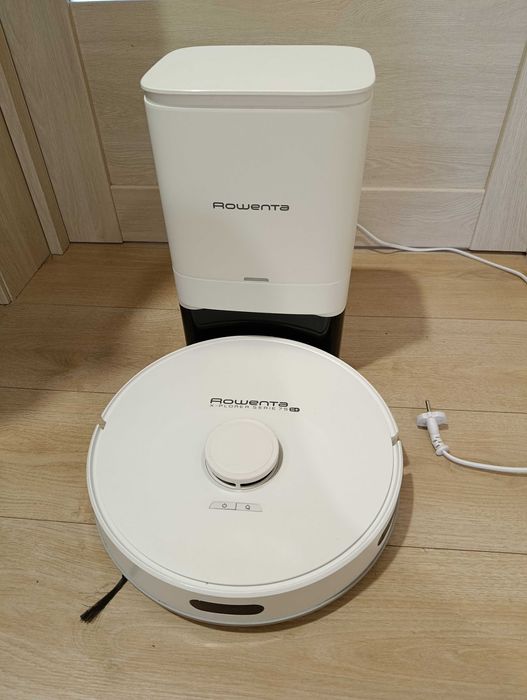 Миючий робот-пилосос Ровента