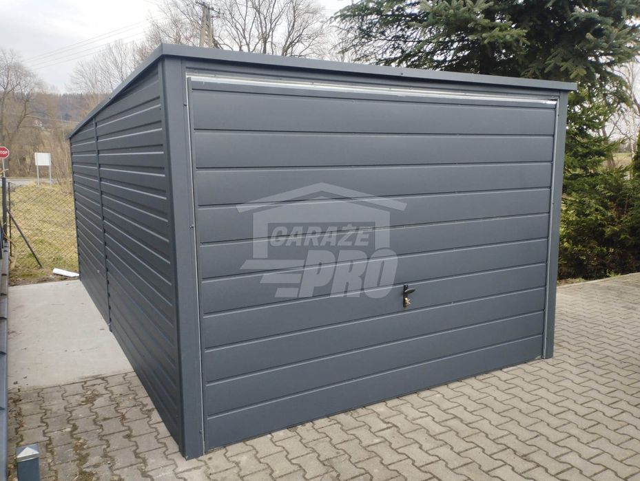 Garaż blaszany 3x5 Brama uchylna Antracyt  Dach spad w tył GP277