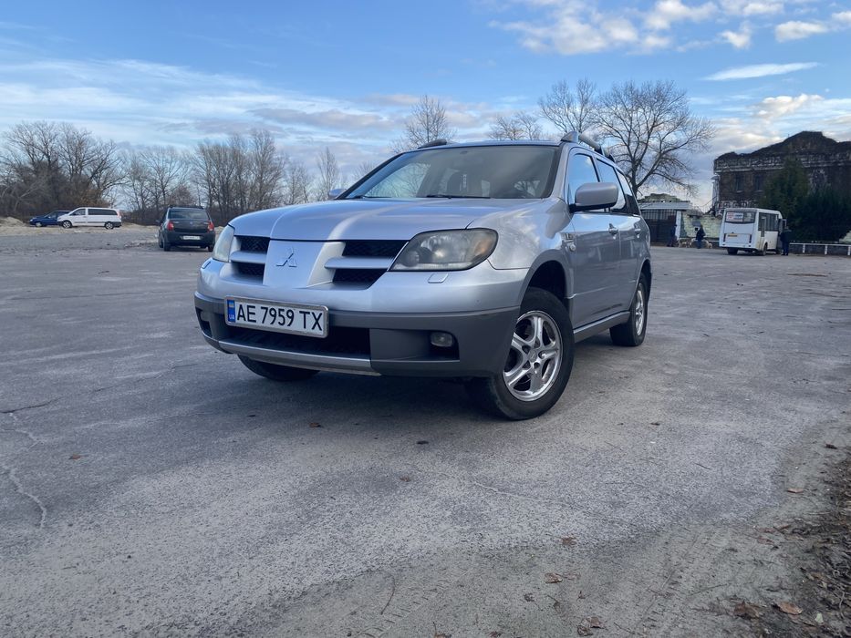 Продам Mitsubishi Outlander 1