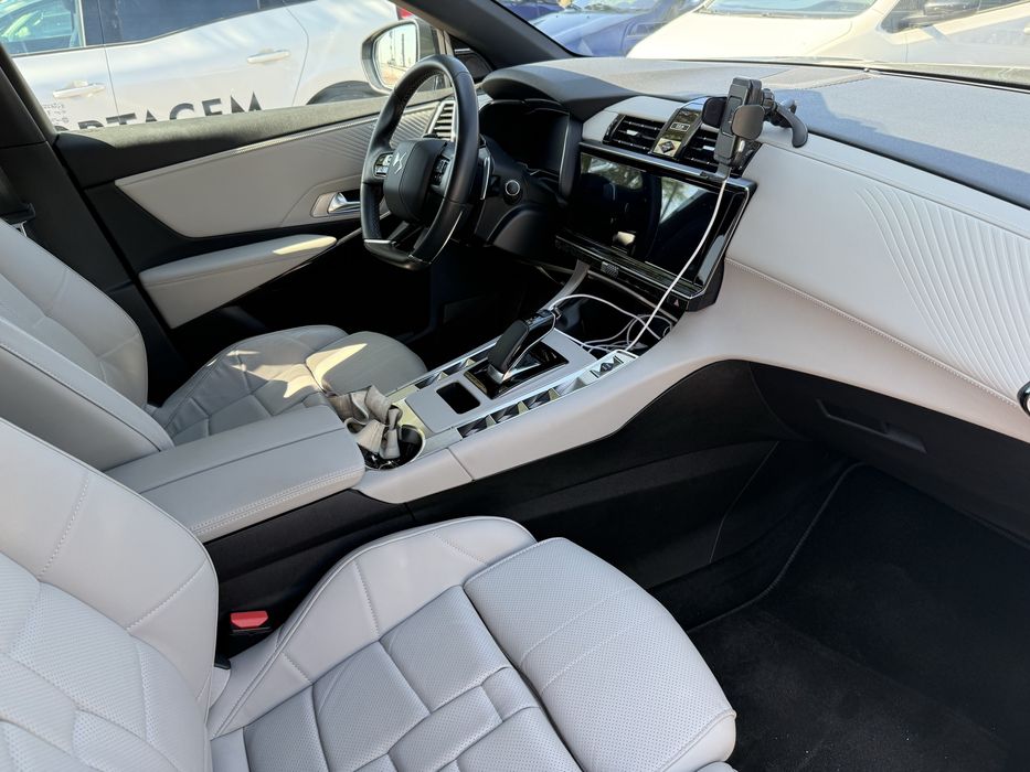 DS7 E-TENSE 300 hybrid plug-in Opera full extra