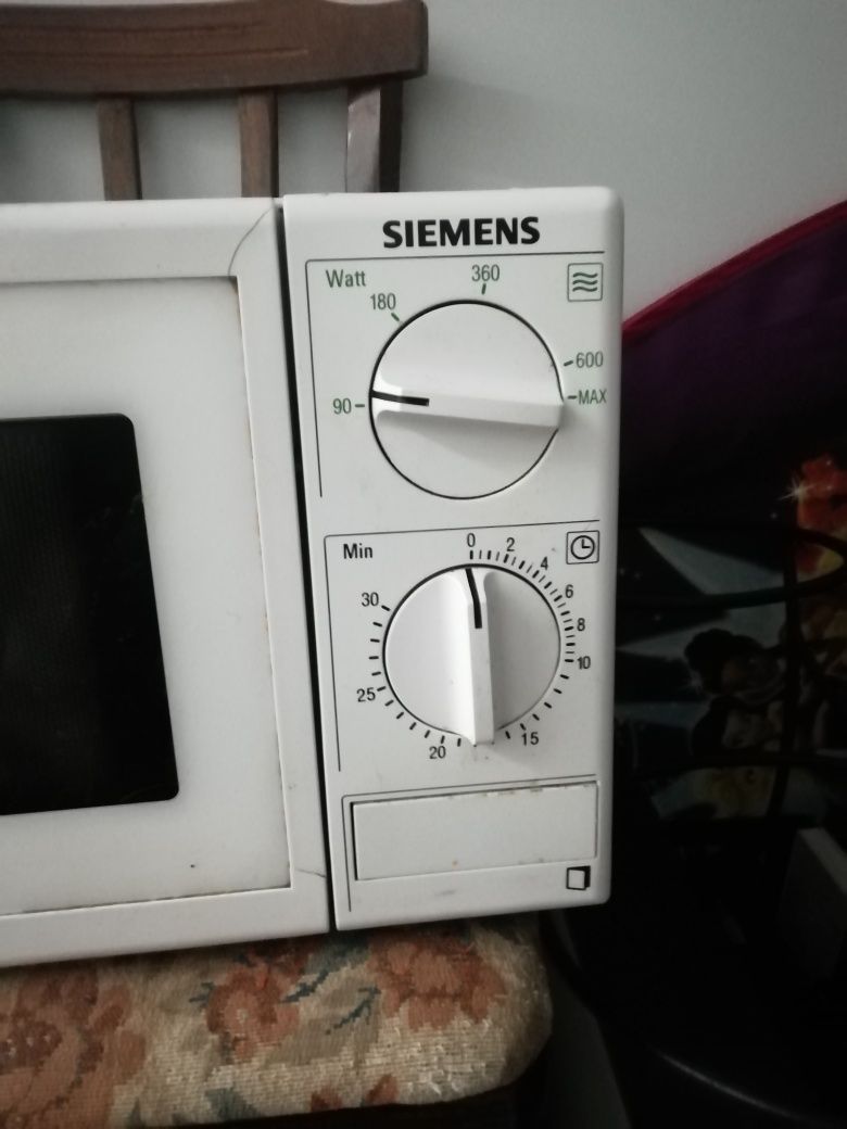 Мікрохвильова Siemens