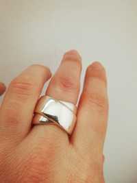 Solidny srebrny pierścionek próba 925 waga 14.5g!