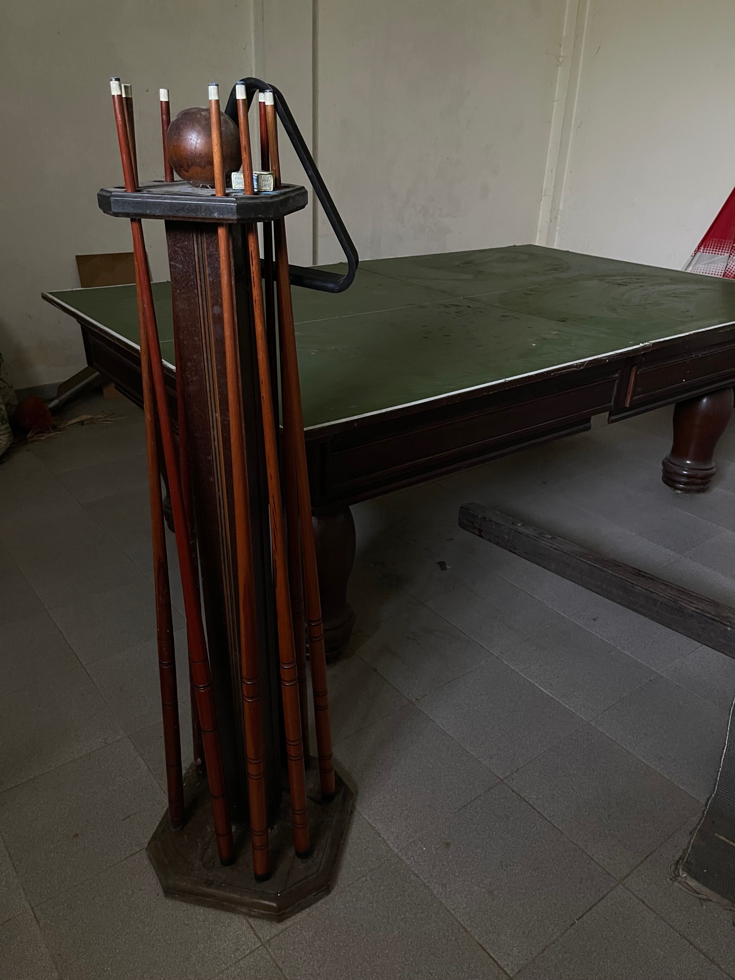 Bilhar com tábua de ping pong