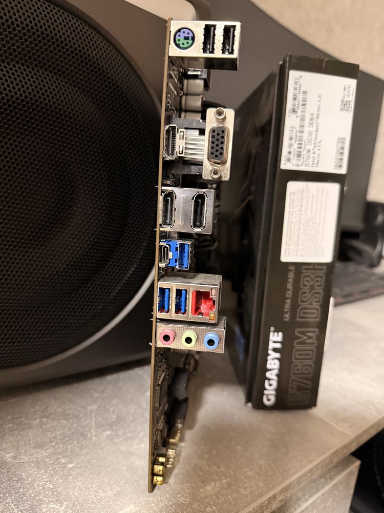 Материнська плата Gigabyte B760M DS3H AX DDR4 на гарантії 2 роки