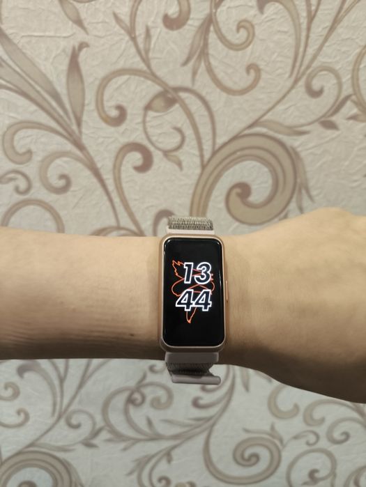 Смарт-годинник HUAWEI Band 7