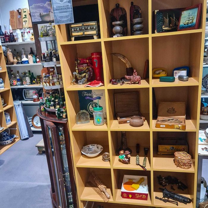 Cadeado Antigo Ferro Forjado c/ Chave Original – Século XIX