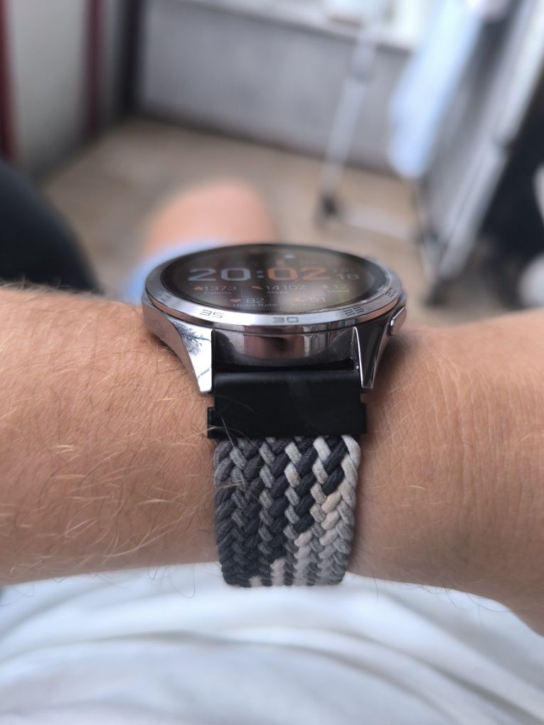 Smartwatch Huawei Watch GT 4 srebrny gwarancjaarancja