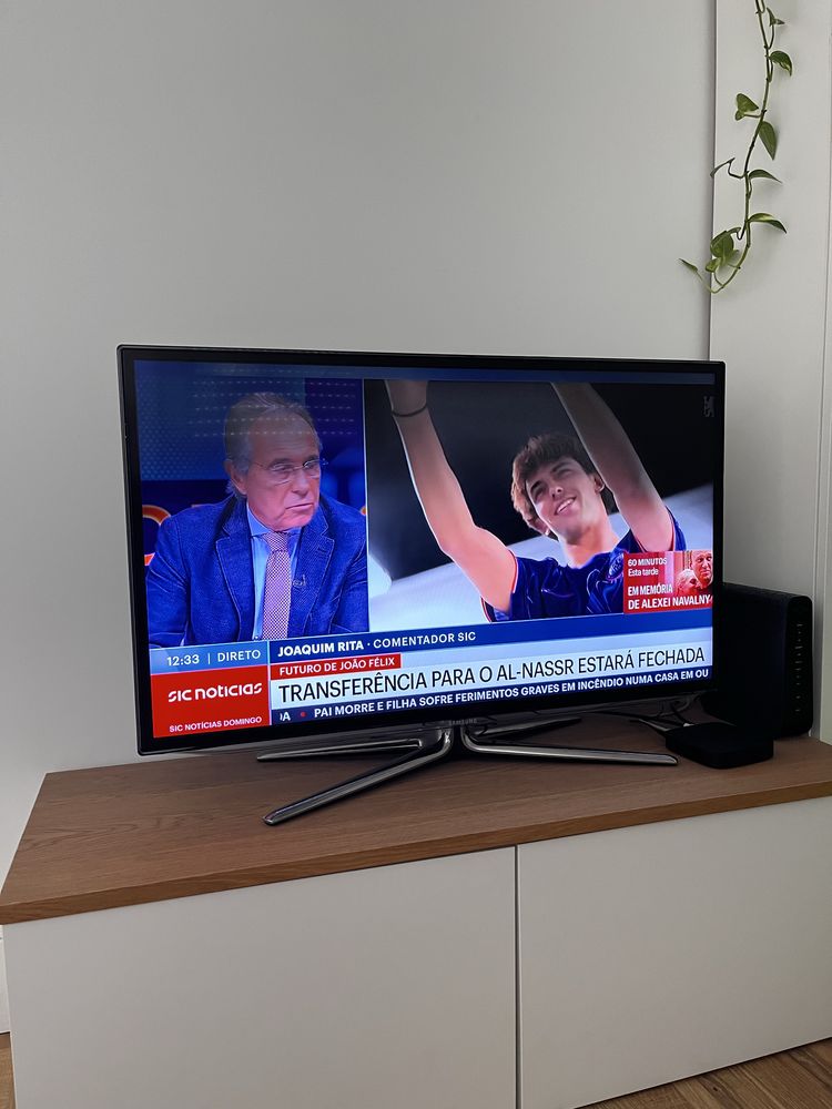 TV Samsung Led 40” + TV Samsung Led 46” (ler descricao)
