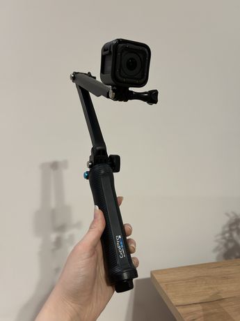 Kamera GoPro Hero Session 5 z uchwytem i statywem