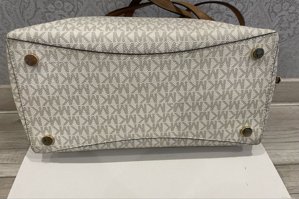 Сумка Michael Kors